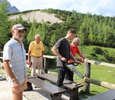 Popravilo poškodovanih ograj